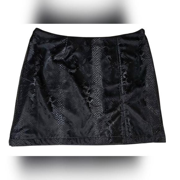 Juicy Couture Python Mini Skirt - Sz Lg - NWT - Picture 4 of 7